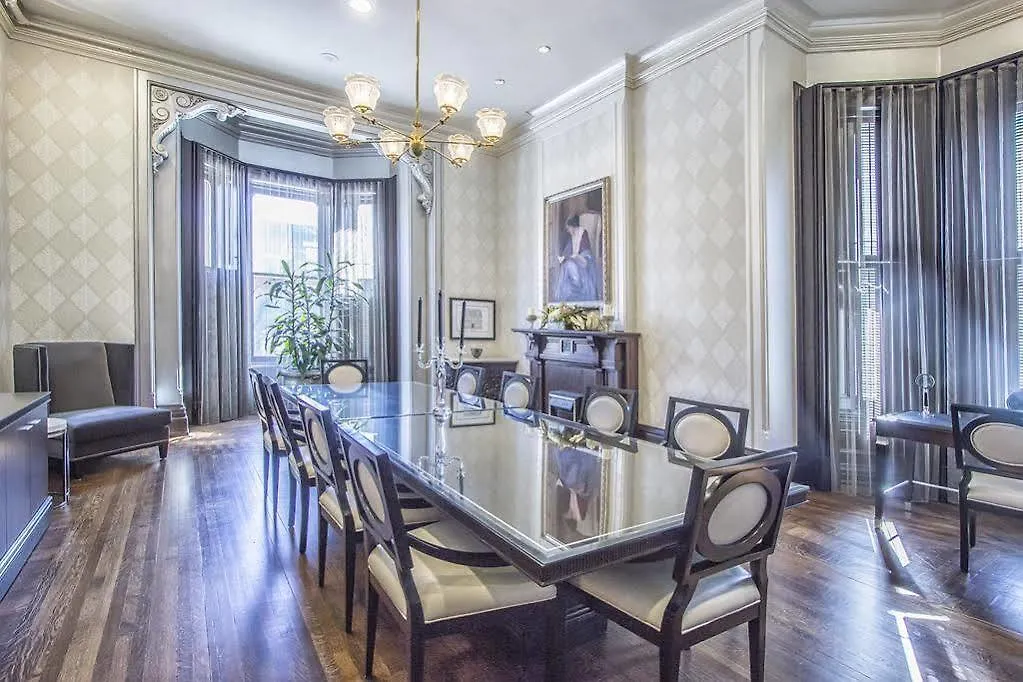 Maryam Suites James Cooper Mansion Toronto 4*,  Canada